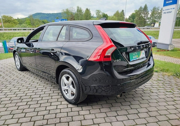 Volvo V60 cena 39900 przebieg: 278227, rok produkcji 2015 z Korsze małe 326